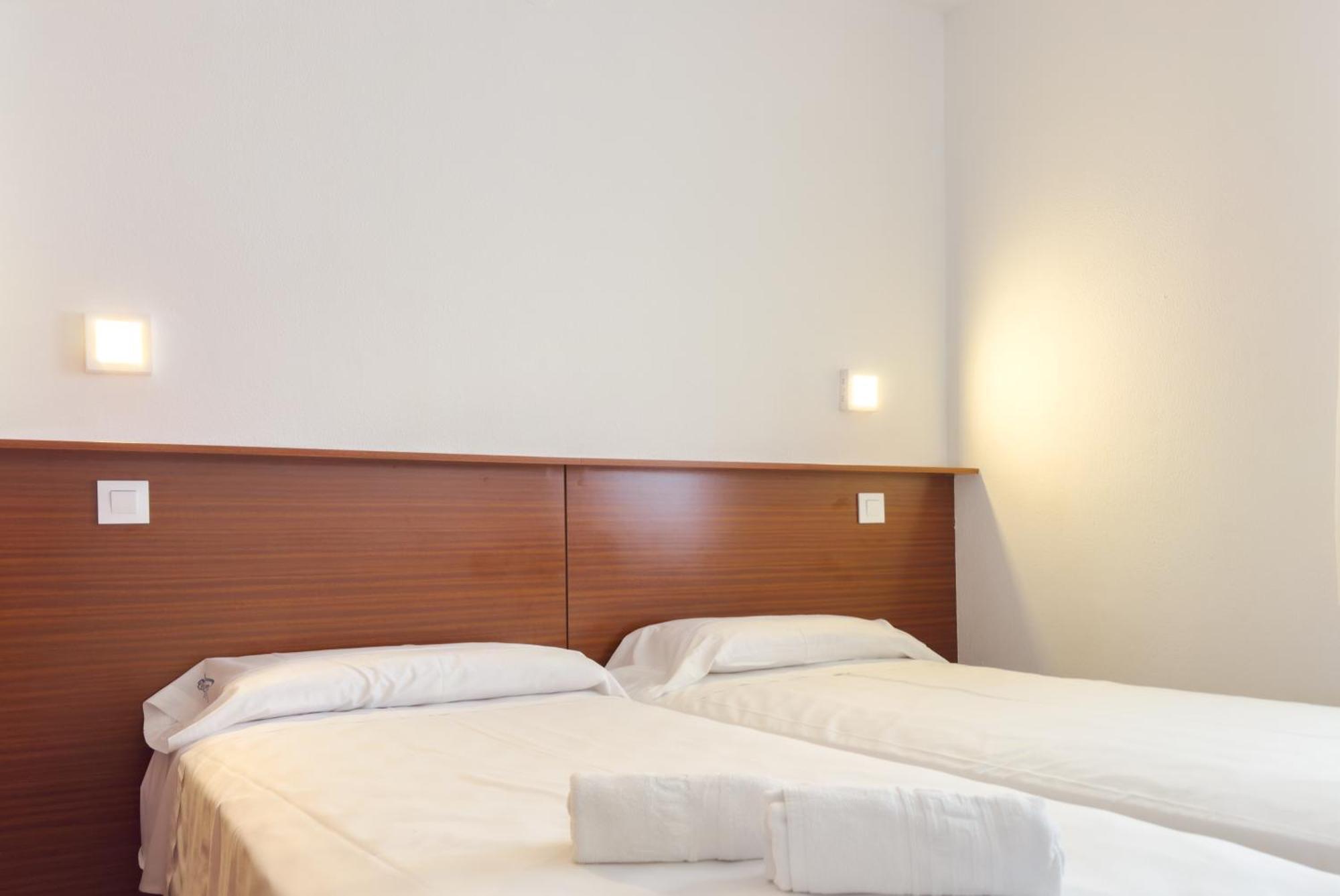 Rentalmar Atlantida Apartamentos Salou Exterior photo